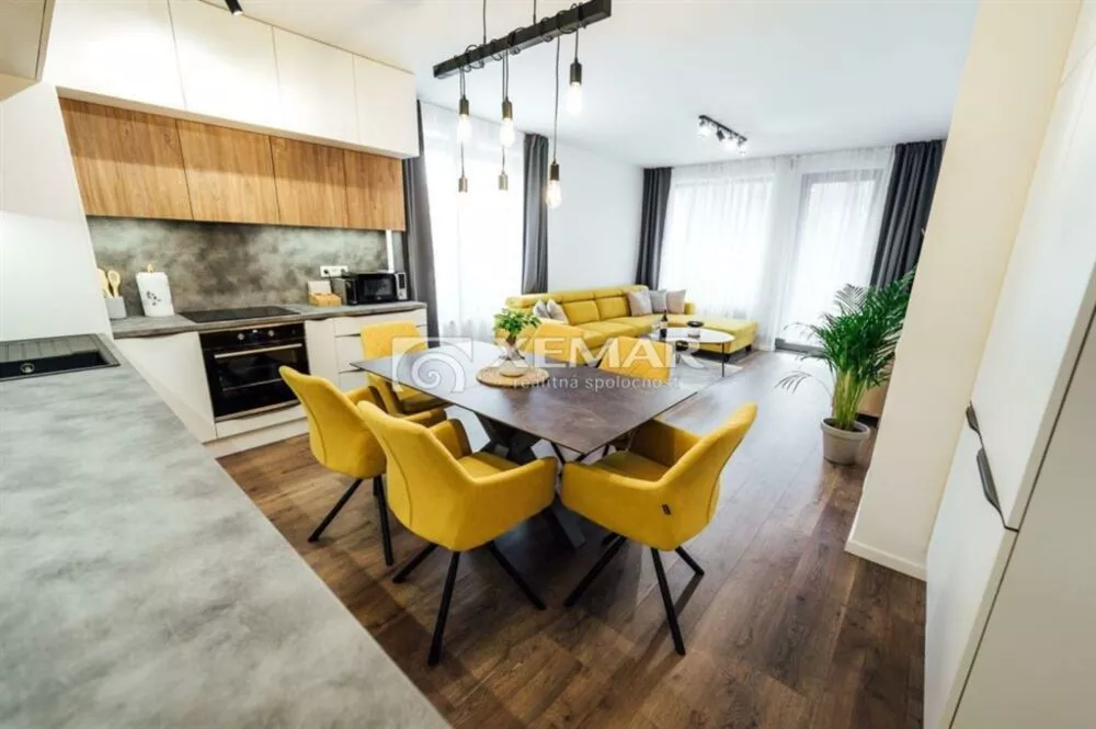 3 izbový byt na prenájom 72m2, Severná, Banská Bystrica, 182998_0