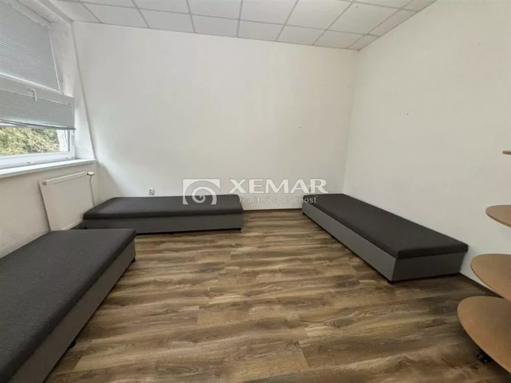 Iný komerčný objekt na predaj 1000m2, Partizánska, Žiar nad Hronom, 183043_5