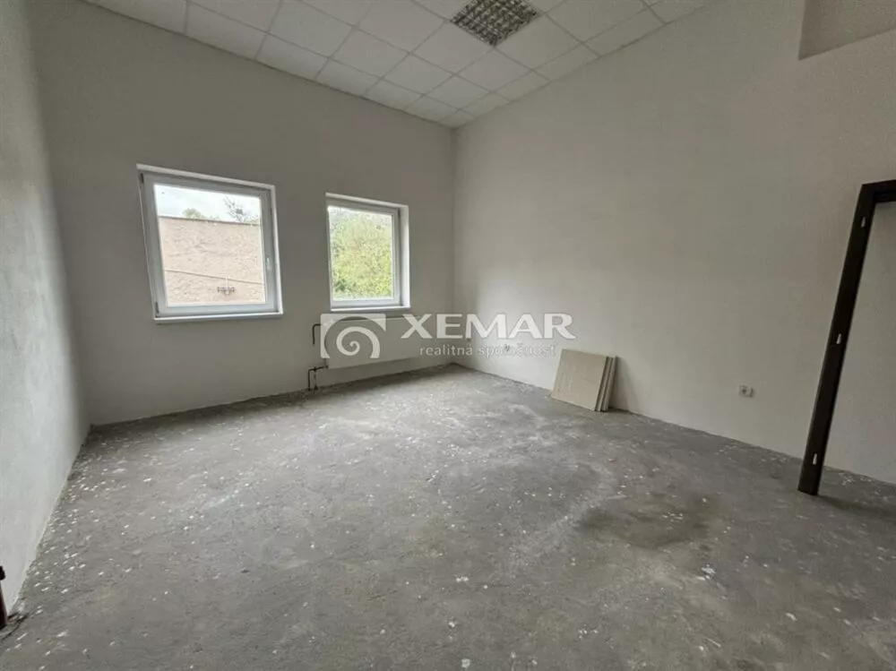 Iný komerčný objekt na predaj 1000m2, Partizánska, Žiar nad Hronom, 183043_11