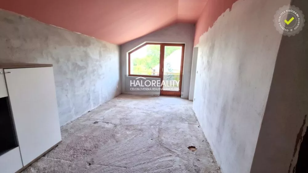 Rodinný dom na predaj 210m2, Mojmírovce, 183075_16
