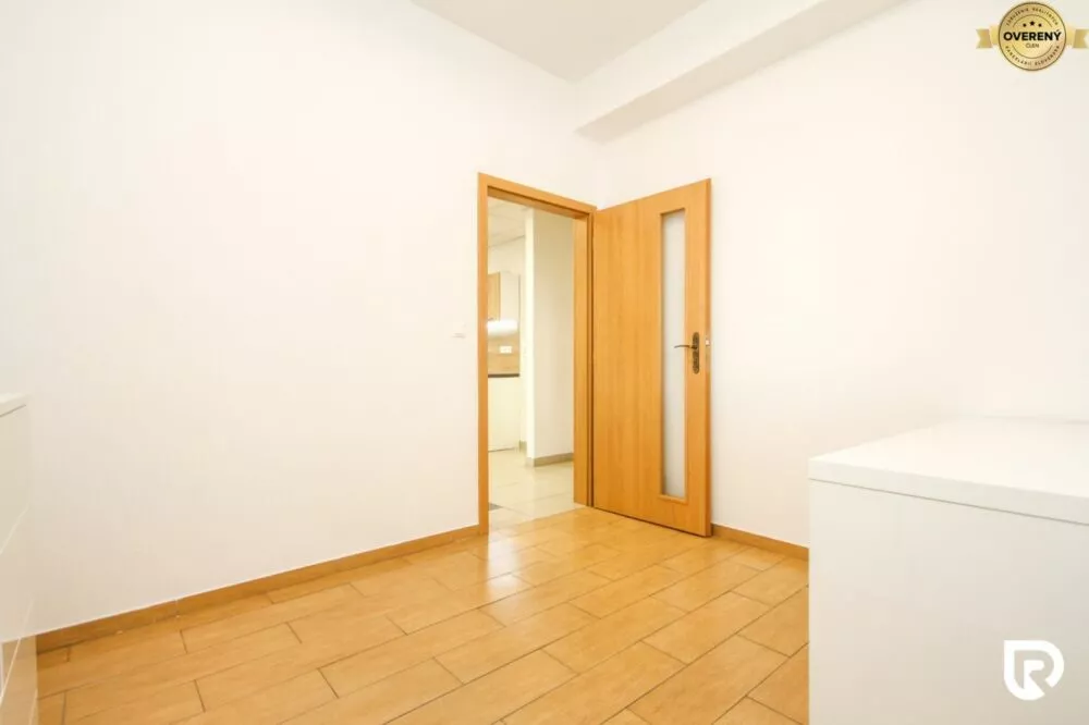 Kancelárie, admin. priestory na prenájom 62m2, Trenčín, 183138_1