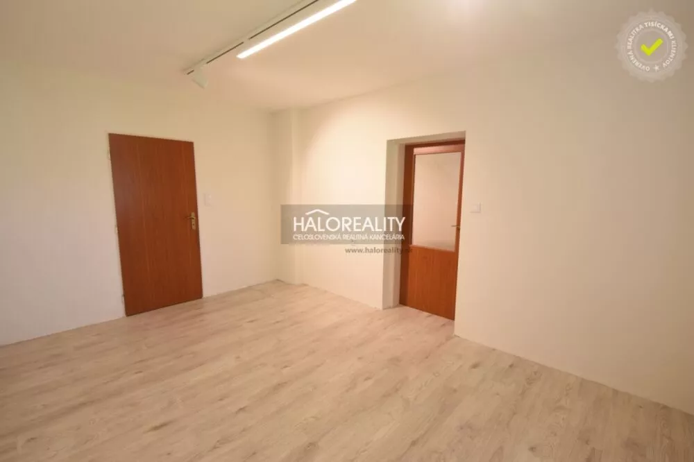 Rodinný dom na prenájom 1233m2, Nová Baňa, 183385_8