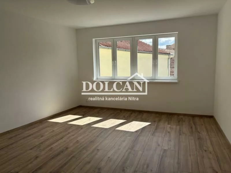 2 izbový byt na prenájom 66m2, Pri synagóge, Nitra, 183230_4