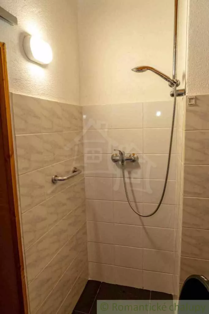 Rodinný dom na predaj 100m2, Ludrová, 183674_16