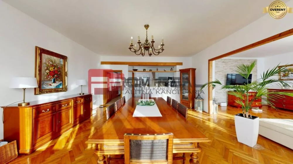 Rodinný dom na predaj 580m2, Trnava, 182590_2