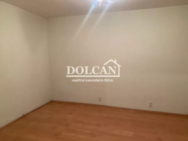 Rodinný dom na predaj 890m2, Čakajovce, 183782_3