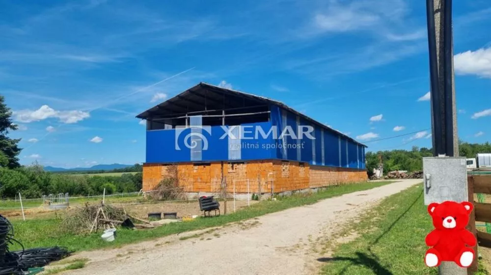 Iný komerčný objekt na predaj 23000m2, Fr. Hečku, Prievidza, 183232_0