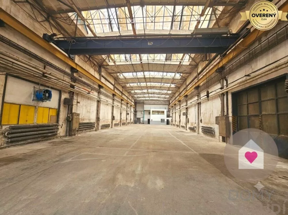 Skladové priestory na prenájom 968m2, Bratislava - Nové Mesto, 184134_0