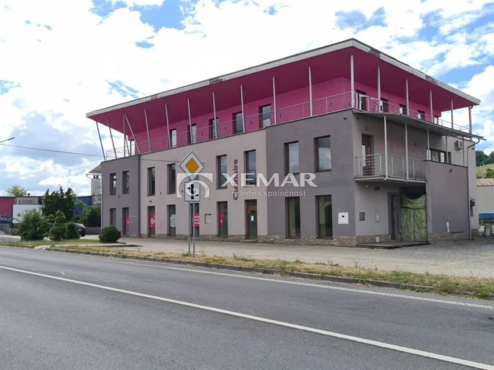 Obchodné priestory na predaj 1273m2, Kriváň, 179839_0
