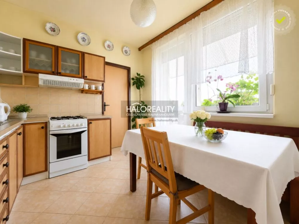 2 izbový byt na predaj 66m2, Levice, 184301_1