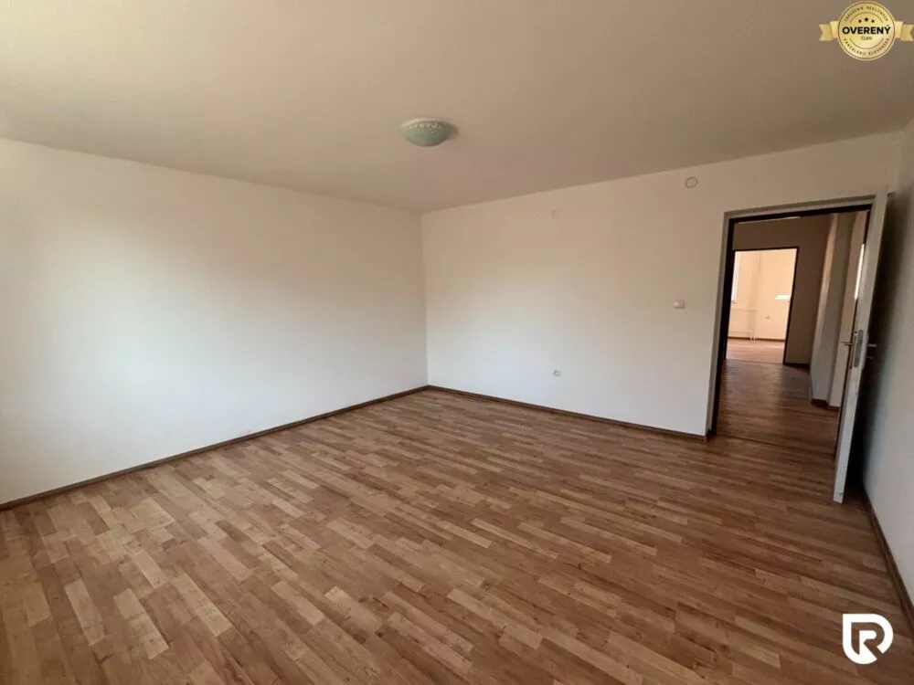 Rodinný dom na predaj 220m2, Horňany, 184552_7
