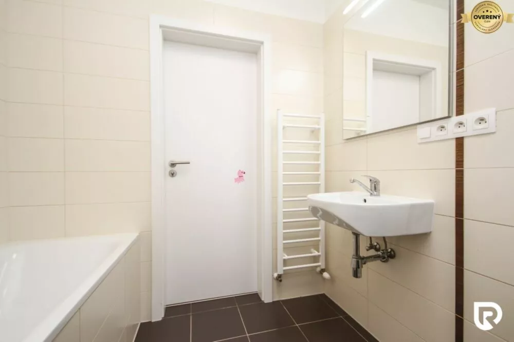 3 izbový byt na predaj 78m2, Vladimíra Predmerského, Trenčín, 184663_9