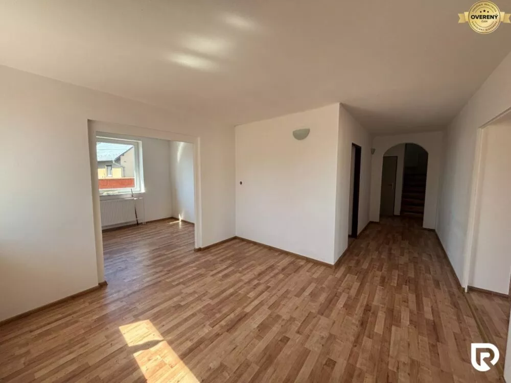 Rodinný dom na predaj 220m2, Horňany, 184689_3