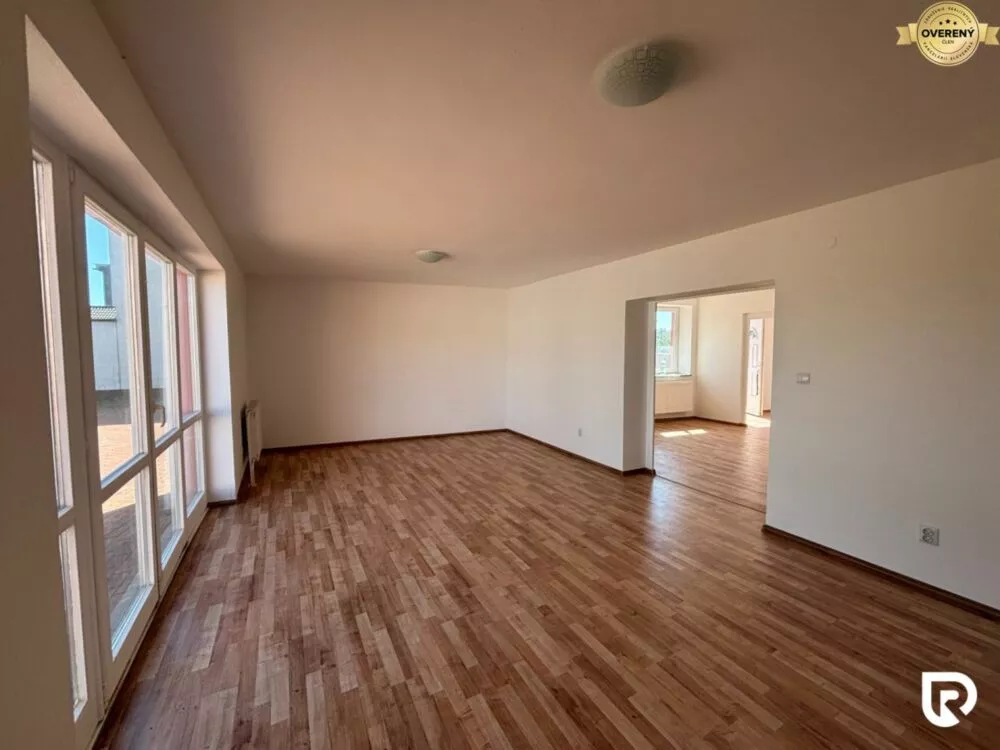 Rodinný dom na predaj 220m2, Horňany, 184689_4