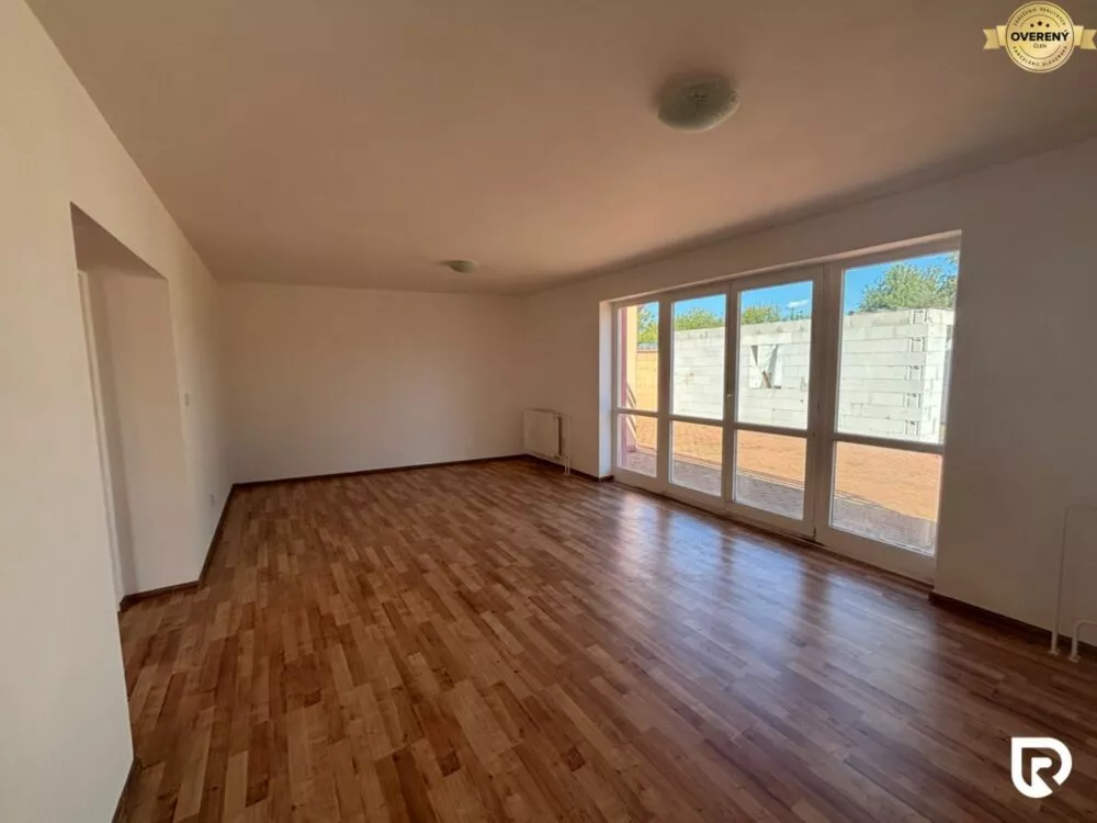 Rodinný dom na predaj 220m2, Horňany, 184689_5