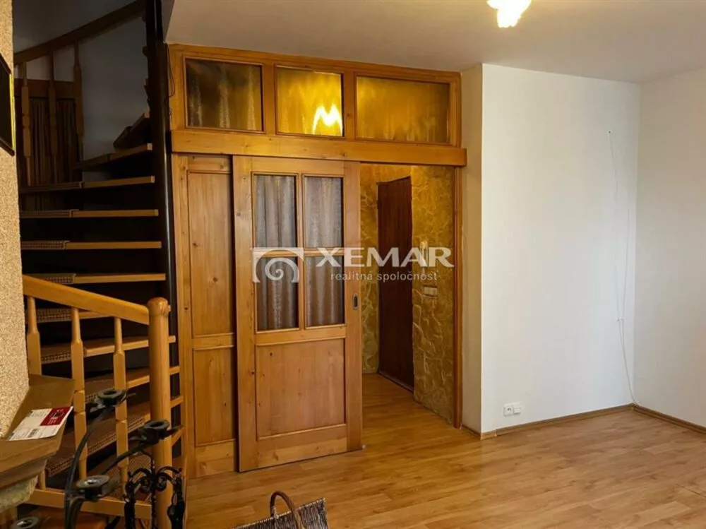 3 izbový byt na prenájom 105m2, Kvetinová, Banská Bystrica, 184010_2