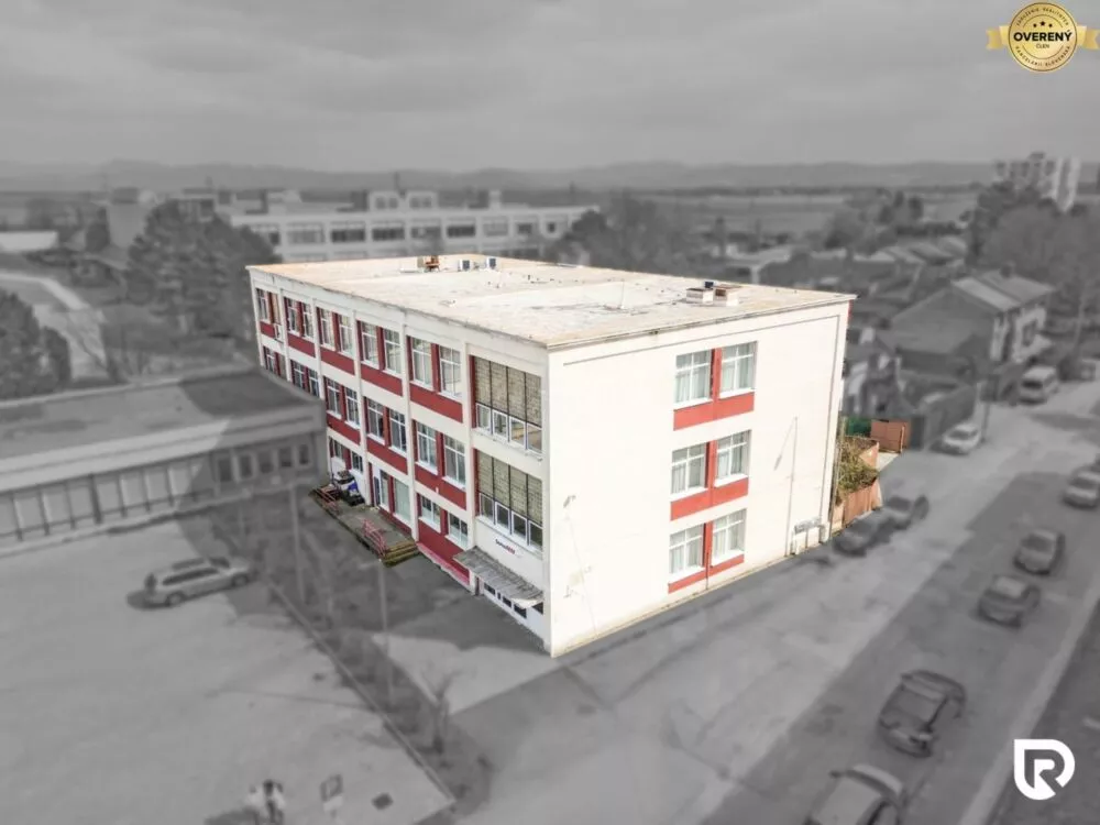 Pozemok pre bytovú výstavbu na predaj 1800m2, Jána Zigmundíka, Vrbové, 276291_1