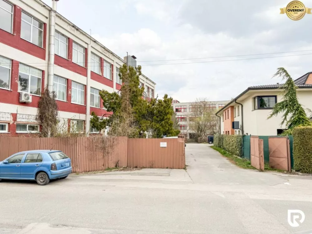 Pozemok pre bytovú výstavbu na predaj 1800m2, Jána Zigmundíka, Vrbové, 276291_12