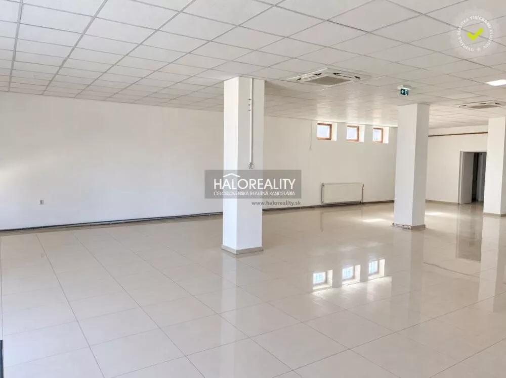 Obchodné priestory na predaj 223m2, Trnovec nad Váhom, 276398_2