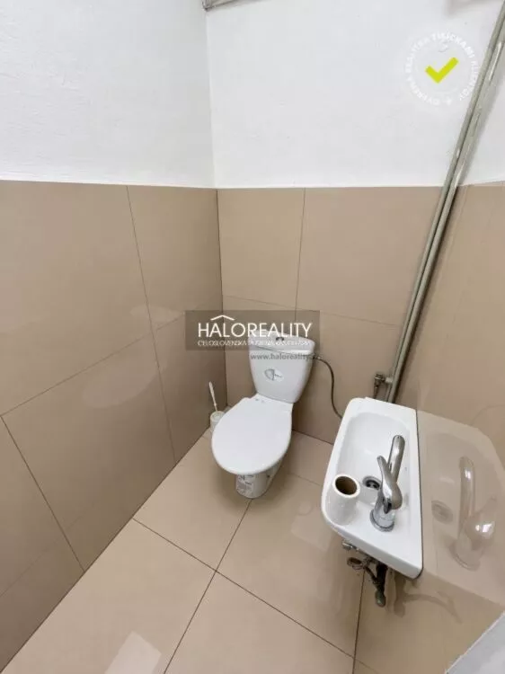 Obchodné priestory na predaj 223m2, Trnovec nad Váhom, 276398_10