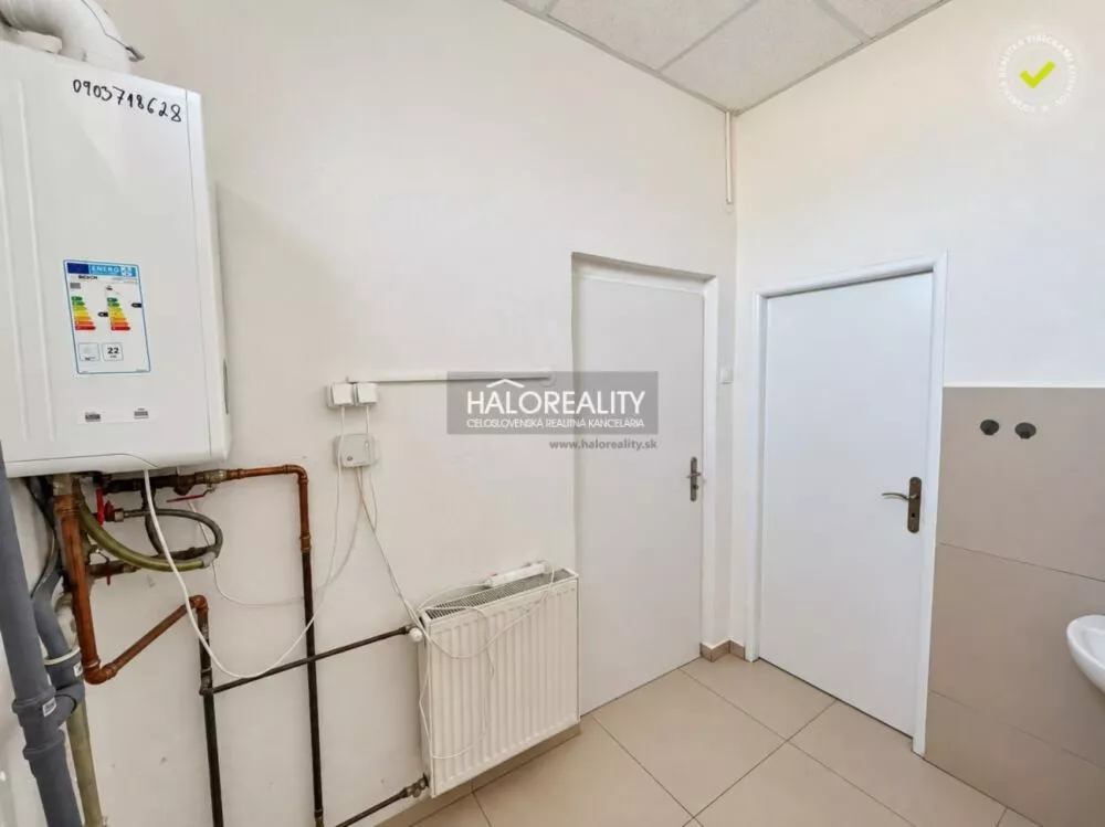 Obchodné priestory na predaj 223m2, Trnovec nad Váhom, 276398_11