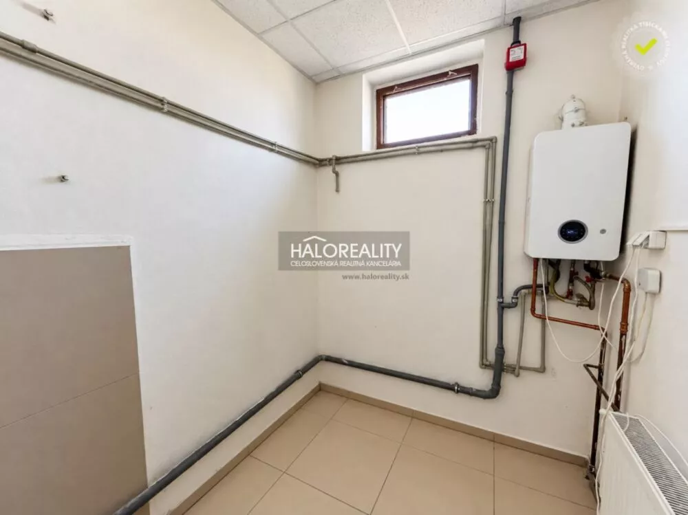 Obchodné priestory na predaj 223m2, Trnovec nad Váhom, 276398_12