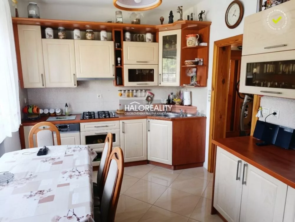 Rodinný dom na predaj 176m2, Nováky, 276526_1