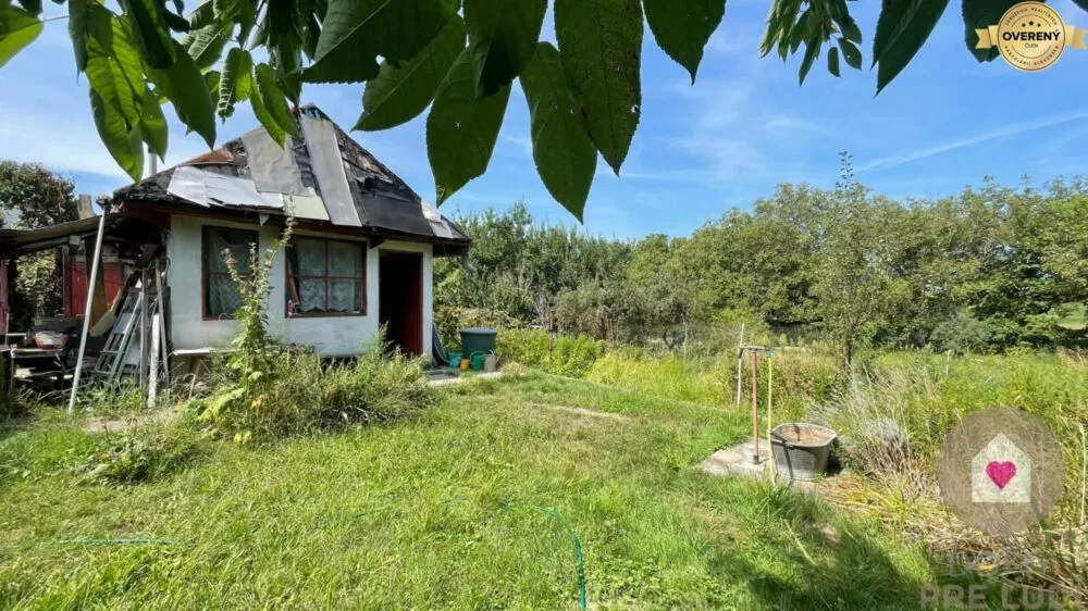 Pozemok pre rod. domy na predaj 799m2, Domové role, Bratislava - Ružinov, 276563_0