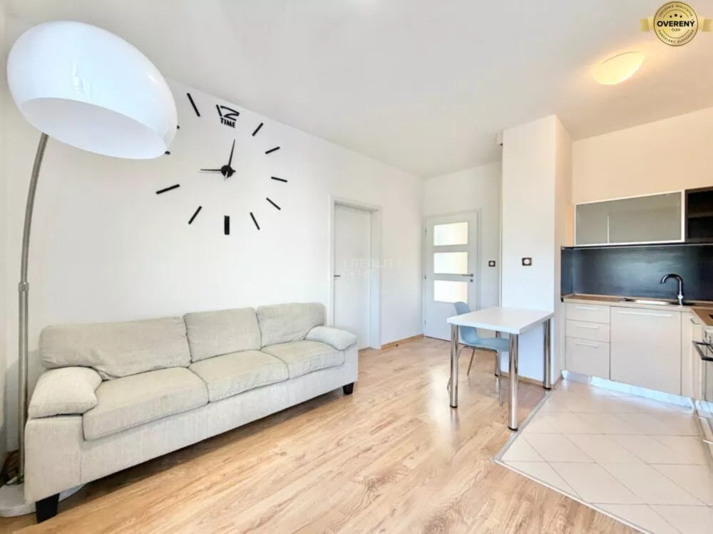 3 izbový byt na predaj 50m2, Obchodná, Žilina, 277044_1
