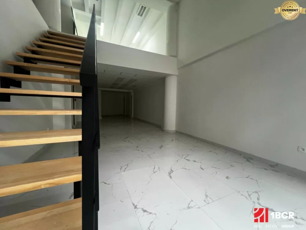 Obchodné priestory na prenájom 122m2, Štúrova, Bratislava - Staré Mesto, 277339_1