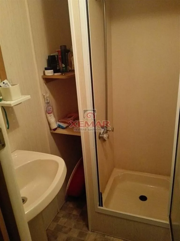 Chata a chalupa na predaj 70m2, Horný Tisovník, 84411_5