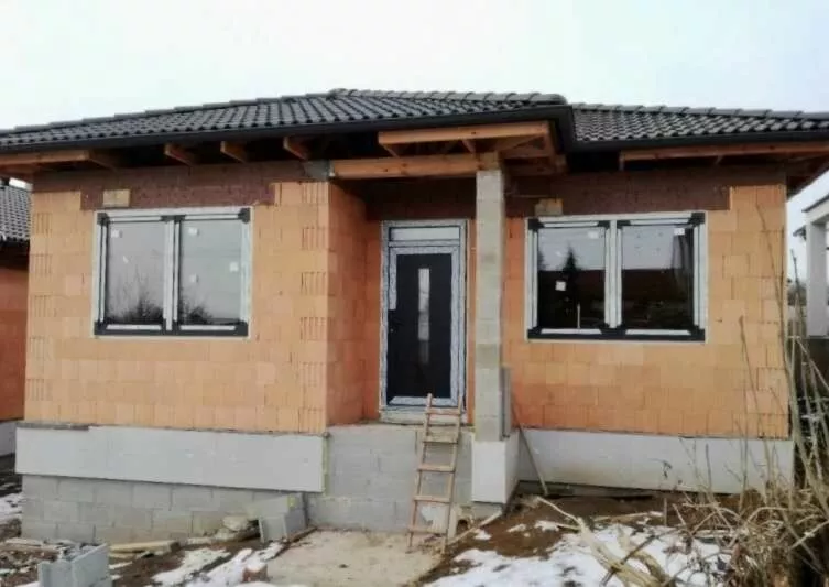 Rodinný dom na predaj 105m2, Zvončín, 68996_1