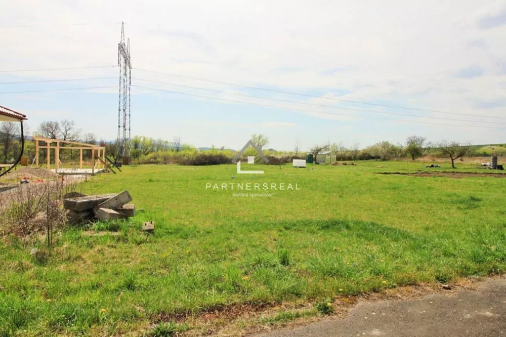 Pozemok pre rod. domy na predaj 1653m2, Nižná Kamenica, Nižná Kamenica, 82595_3