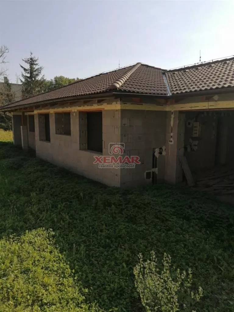 Chata a chalupa na predaj 120m2, Nenince, 92155_1